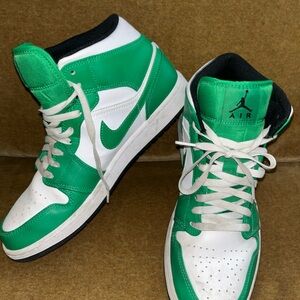 Nike Air Jordan 1 Mid lucky green